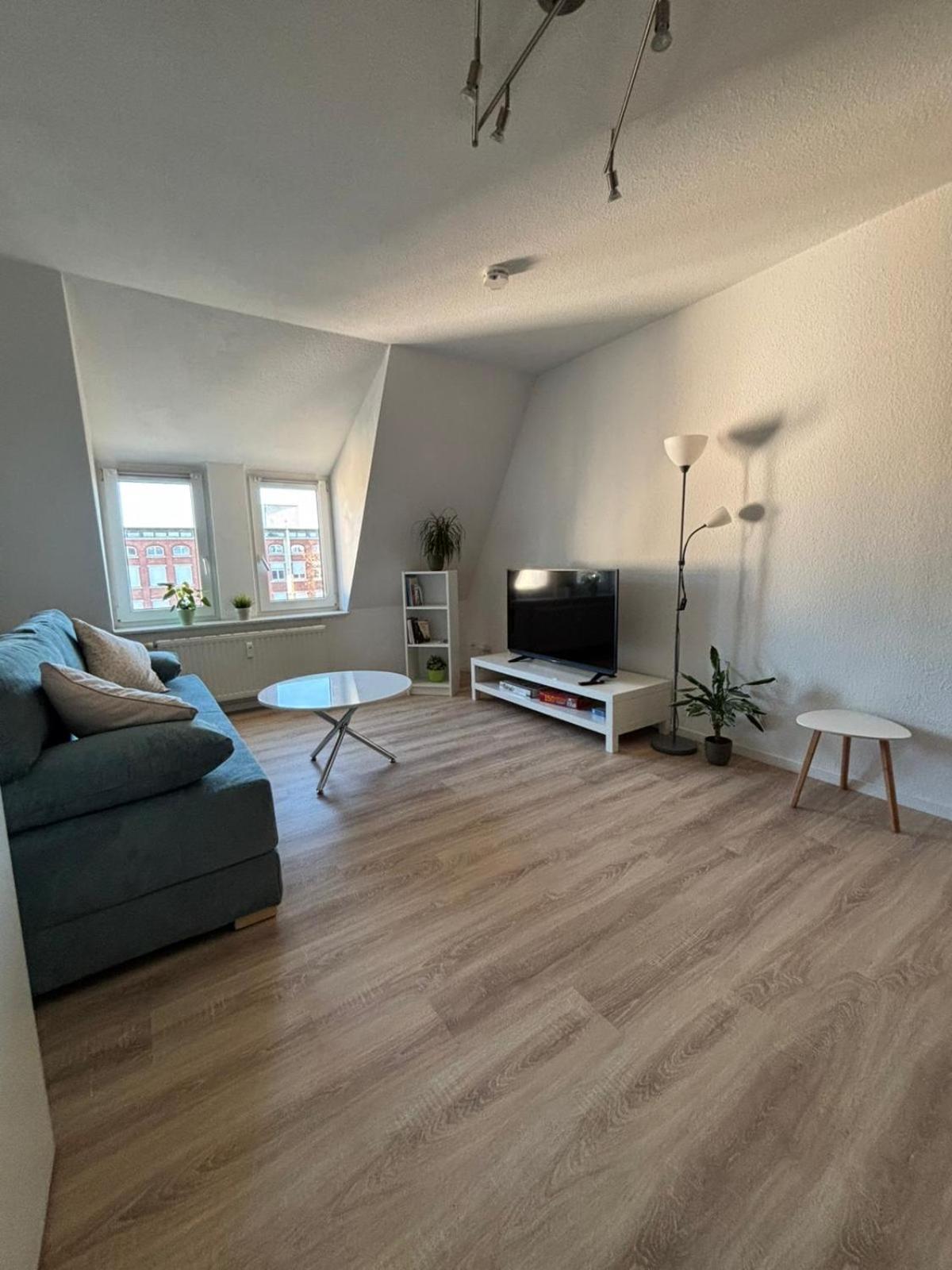 1 Raum Dachgeschosswohnung In Ruhiger Lage Лимбах-Оберфрона Экстерьер фото